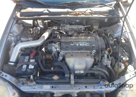 2000 Honda Prelude from USA, damaged, VIN JHMBB6248YC001055